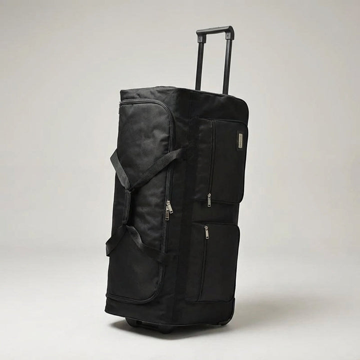 Grote reistas met stevige wielen en trekstang, perfect als rolkoffer of duffelbag voor al je reisbagage.