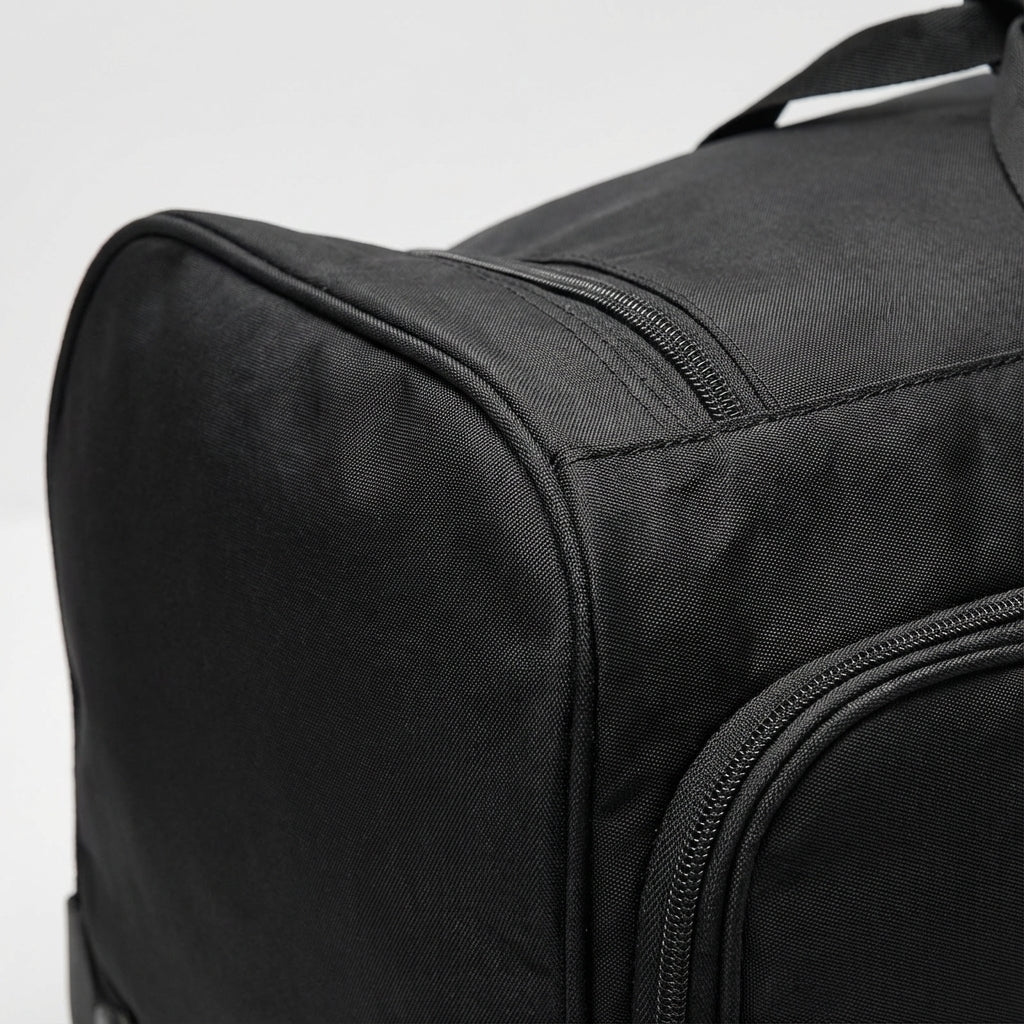Praktische CarryMaxx weekendtas/reistas van Oxford stof, met veel opbergruimte en soepele wielen.