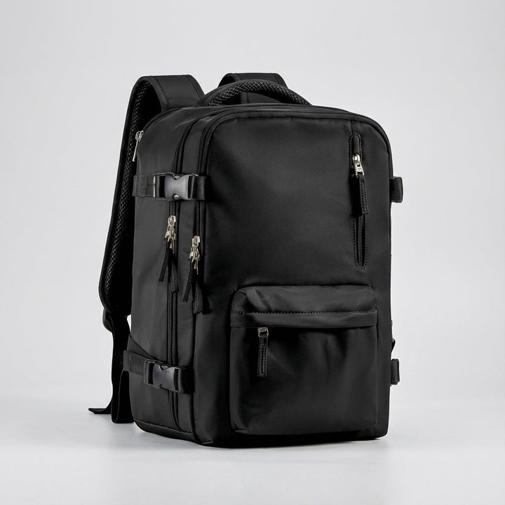 Ergonomische schouderbanden van de unisex FlightTrek cabine rugzak voor comfortabel dragen op reis.