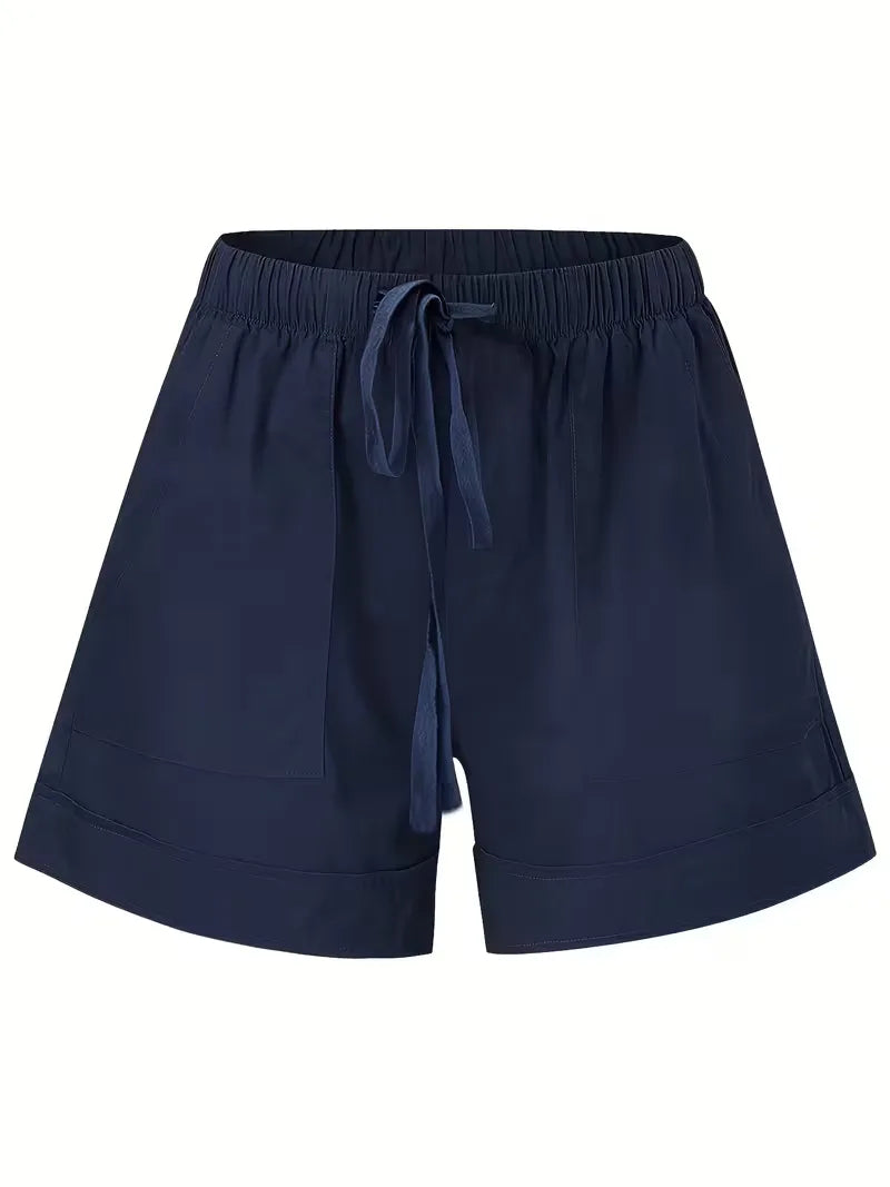 Lichtblauwe dames comfort shorts, trekkoord. Essentieel voor ontspannen zomerse dagen.