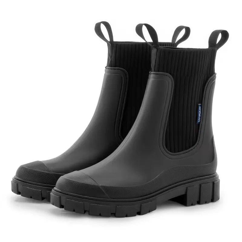 Veelzijdige zwarte dames Chelsea boots. Comfortabele pasvorm dankzij elastische inzetten. Ideaal voor diverse looks.
