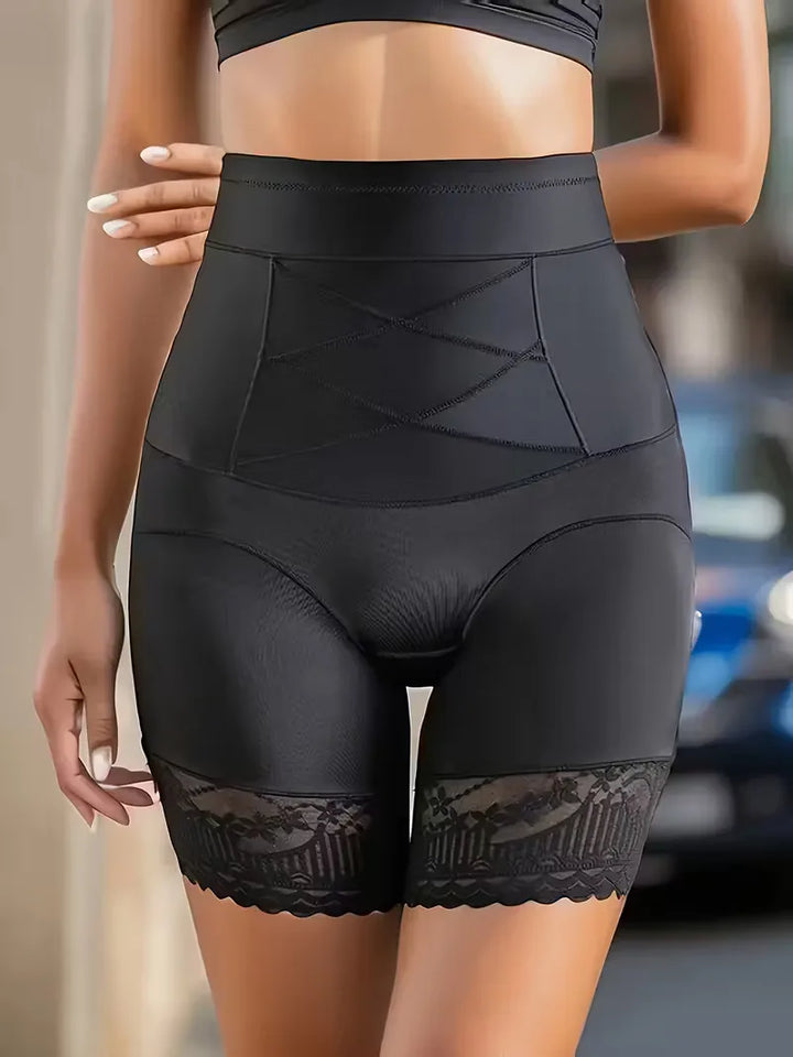 Zwarte hoge taille shapewear short voor dames, corrigerend en naadloos ondergoed voor strakke look.