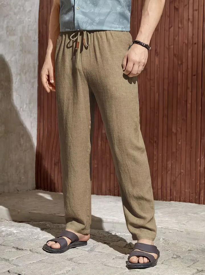 Zwarte heren pantalon, straight leg, trekkoord, casual en ademend voor elke dag.