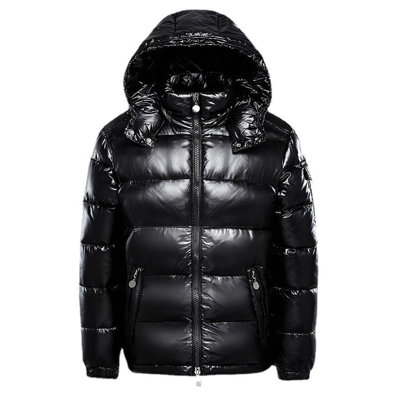 Zwarte heren winterjas met isolatie. Stijlvolle puffer jas voor optimale warmte in de koude winter.