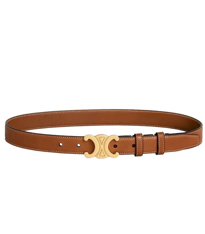 Zwarte leren riem met elegante gouden gesp, combineert luxe en stijl voor zowel formele als casual damesoutfits.