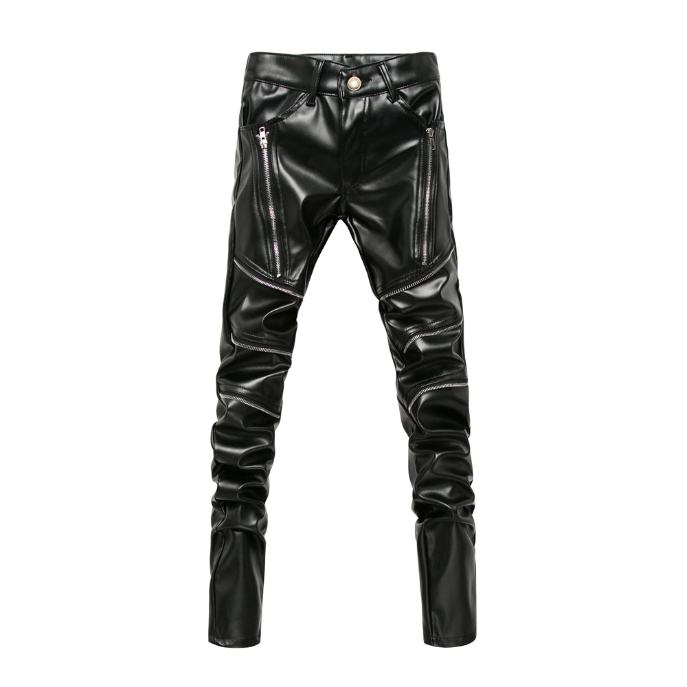 Stijlvolle zwarte heren citybroek met lederlook en bikerstijl, perfect voor een trendy uitstraling.