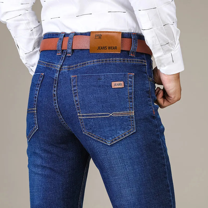 "Zwarte stretch jeans heren, slim fit, comfortabel en stijlvol met elastische pasvorm, modern uiterlijk ideaal voor elke gele