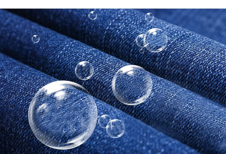 "Zwarte stretch jeans heren, slim fit, comfortabel en stijlvol met elastische pasvorm, modern uiterlijk ideaal voor elke gele