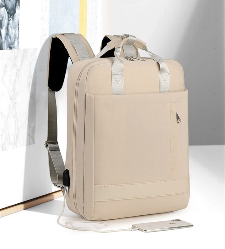 Reisrugzak met anti-diefstal design en ergonomische schouderbanden; comfortabel en veilig voor al je spullen.