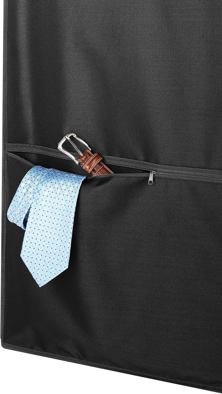Elegante zwarte waterafstotende kledingtas met rits en vak, ideaal voor zakelijk en privé reizen.