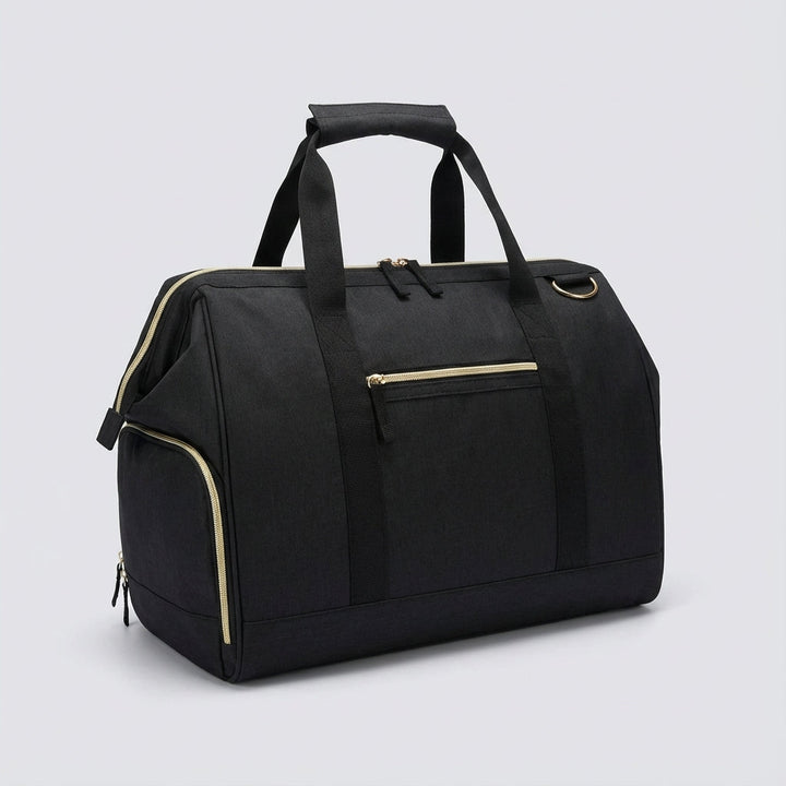 Unisex zwarte waterbestendige sporttas van oxford stof, 33 liter weekendtas perfect voor reizen en gym.